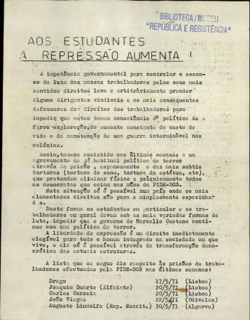 Aos Estudantes: A Repress�o Aumenta!