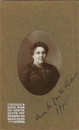 Ana de Castro Os�rio - retrato autografado